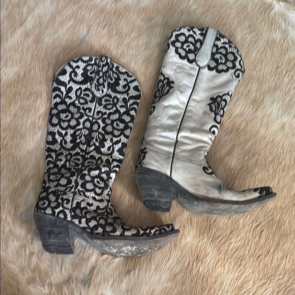 Elegant Black and White Floral Heeled Boots